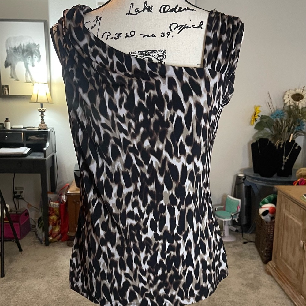 Adorable work attire-  stretchy material in animal print in brown/cream size M